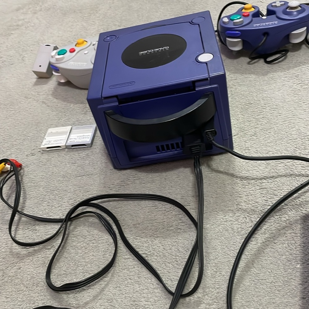 Nintendo GameCube Console Set - Picture 5 of 10